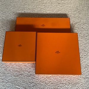 3 Hermes boxes